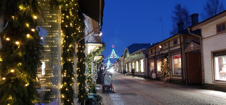 Christmas lights in Kuninkaankatu street in Old Rauma.