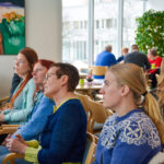 Mnuu huki -kehittämistyöpajan osallistujia.