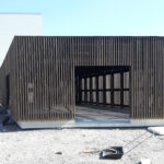 Karin kampuksen ulkorakennus.