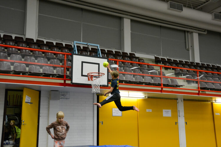 Sports club at Kourujärvi school.