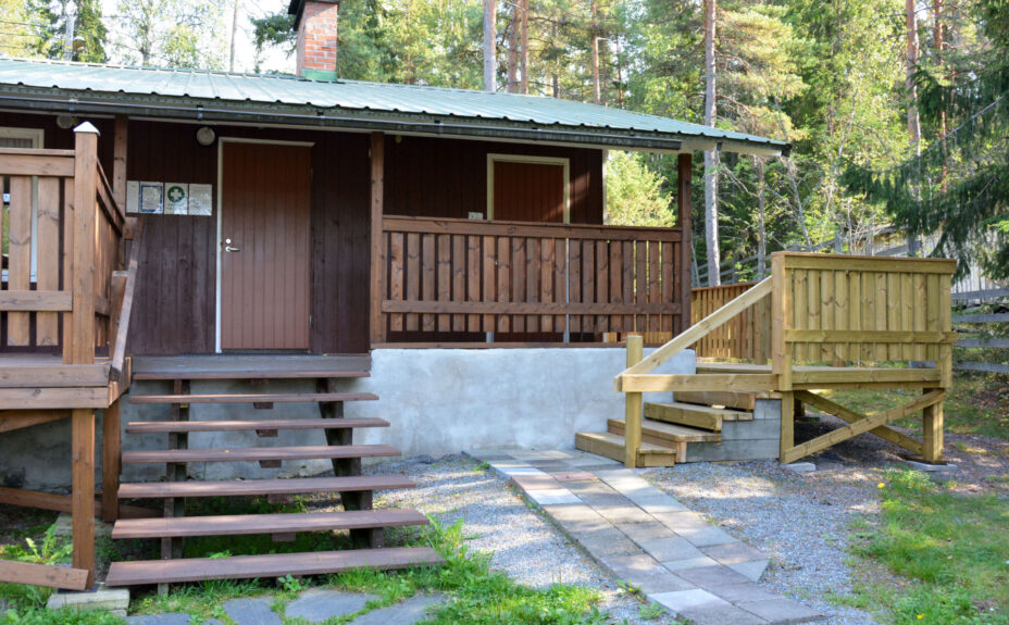 Lakeside sauna Tenhonperä.