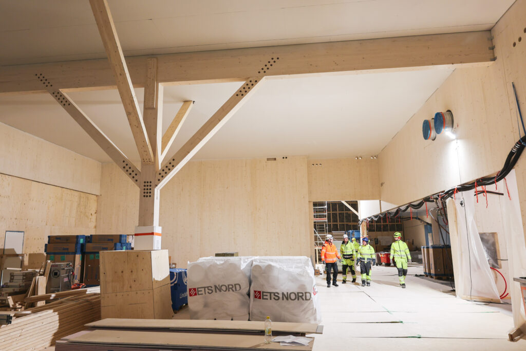 Uotilanrinne Multipurpose Centre entrance hall