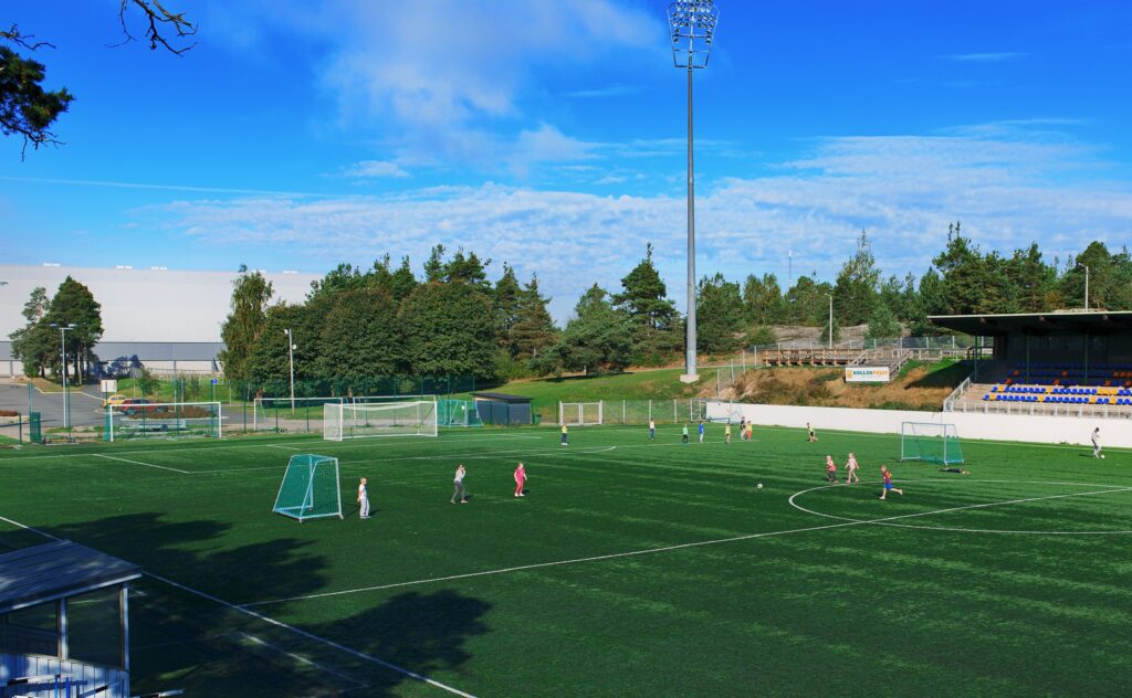 Äijänsuon jalkapallostadion.