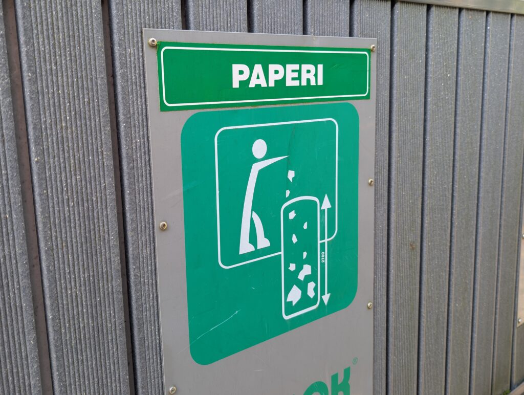 paperinkeräysastia