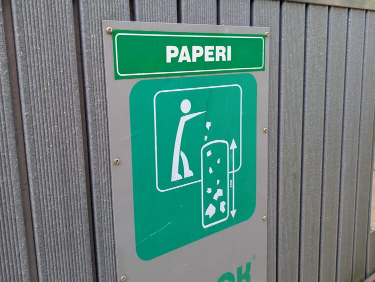 paperinkeräysastia