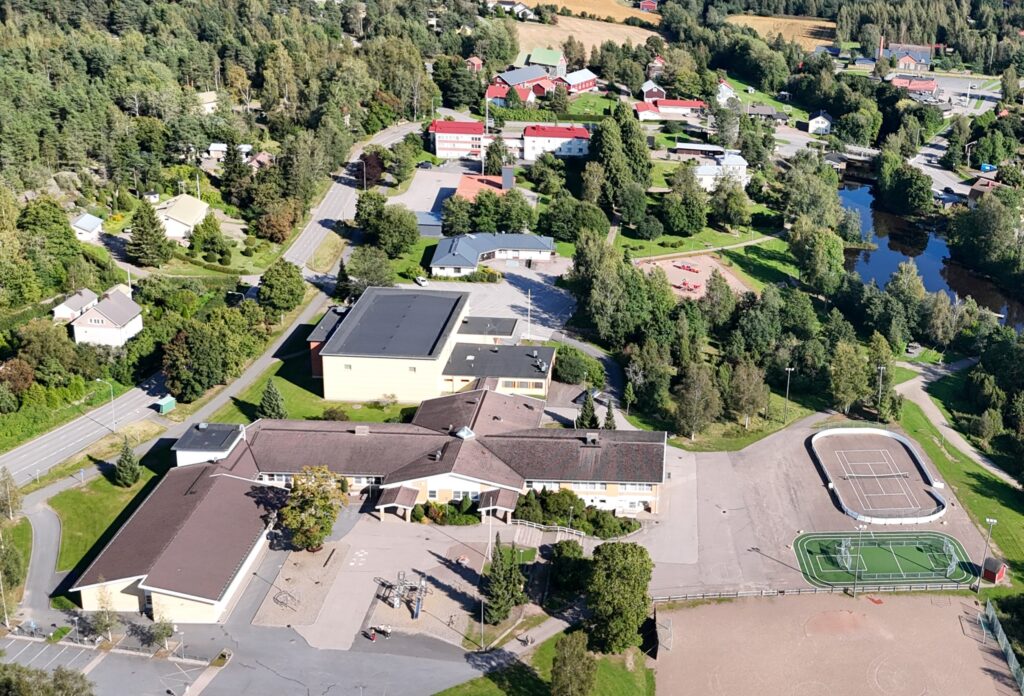 Lapin koulu ilmakuvassa