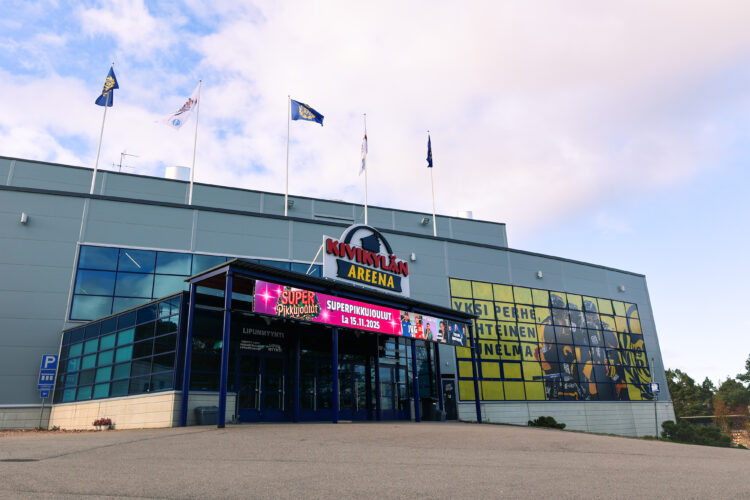 Kivikylän Areenan pääsisäänkäynti