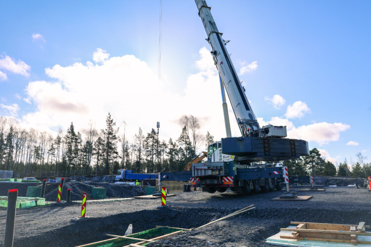 Yleiskuvaa Papinpellon nuorisotilan ja työpajan työmaasta.