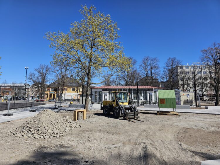 Kuvassa Rauman Keskuspuiston rakennustyömaalta yleiskuvaa.