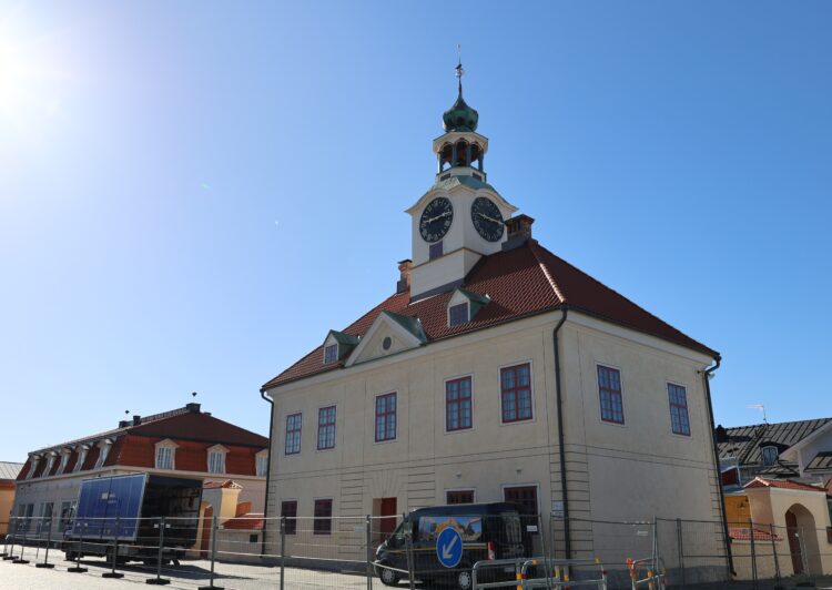 Kuva Rauman raatihuoneesta ulkoa.